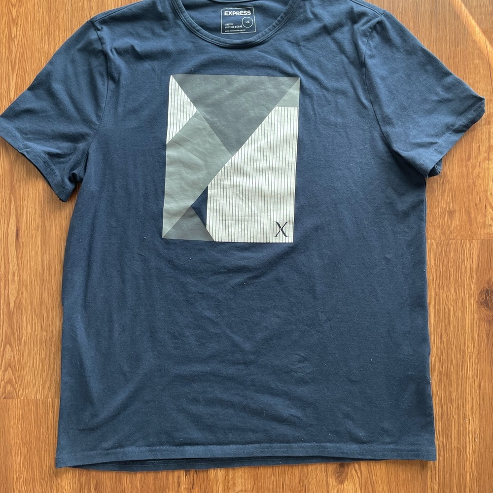 Express Graphic Tee